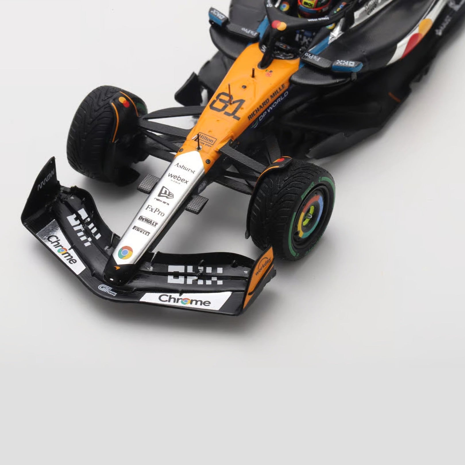 Spark McLaren Racing F1 Team MCL39 Oscar Piastri 2025 Silverstone